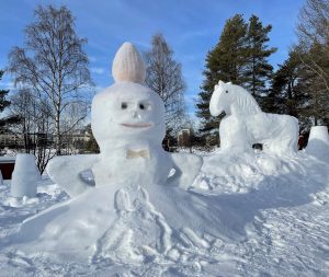 Ice statues next to the Kemijoki River in Rovaniemi