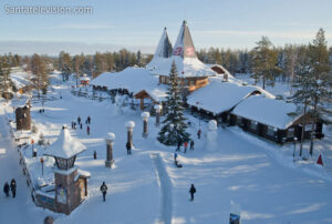 Joulupukin pajakylä ja napapiiri linja Rovaniemellä ilmasta kuvattuna