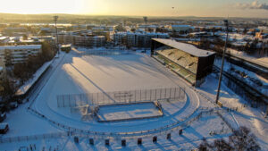 Stade de football de Rovaniemi en hiver