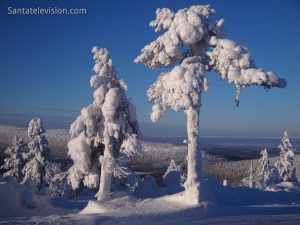 Vue de la station de montagne de Levi en Laponie en Finlande