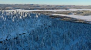 Hermosos paisajes nevados en Pello, en la Laponia finlandesa